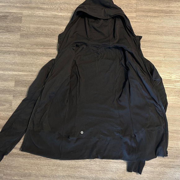 Two Lululemon In Flux reversible sz6 - Picture 8 of 9